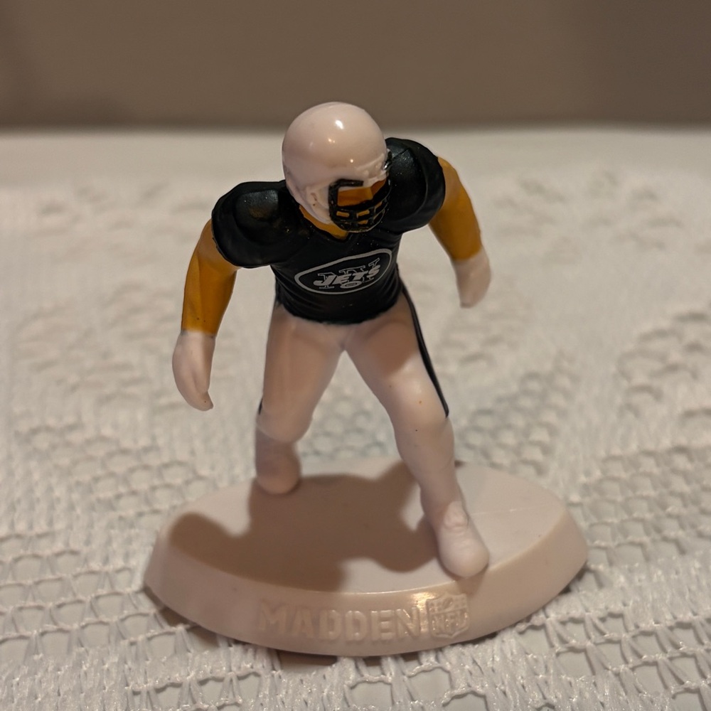 2014 EA Sports Madden NFL NY Jets
Madden NFL New York Jets player figure.